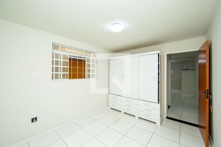 QUARTO2 de casa para alugar com 3 quartos, 95m² em Alto Barroca, Belo Horizonte