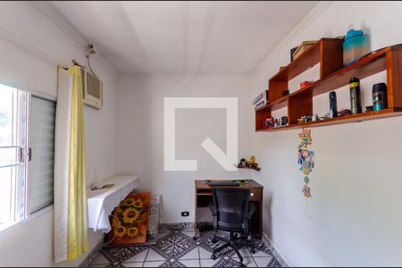 Quarto 1 de casa para alugar com 3 quartos, 150m² em Jardim Regina, São Paulo