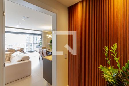 Hall Elevador de apartamento à venda com 3 quartos, 150m² em Moema, São Paulo