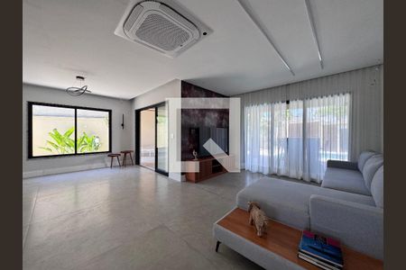 Sala de casa à venda com 4 quartos, 350m² em Recreio dos Bandeirantes, Rio de Janeiro