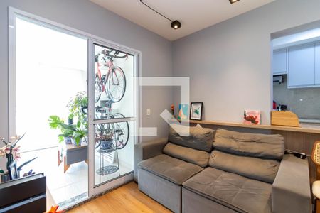 Sala de apartamento para alugar com 2 quartos, 65m² em Vila Ester (zona Norte), São Paulo