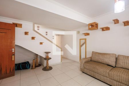 Sala de casa para alugar com 3 quartos, 131m² em Centro, Taubaté