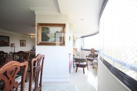 Apartamento para alugar com 2 quartos, 118m² em Jardim Ampliacao, São Paulo