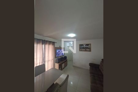 Apartamento à venda com 2 quartos, 45m² em Vila Carmosina, São Paulo