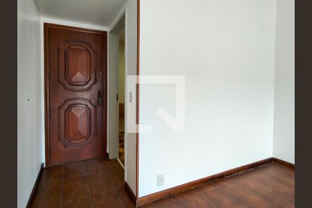 Entrada de apartamento à venda com 2 quartos, 77m² em Vila Isabel, Rio de Janeiro