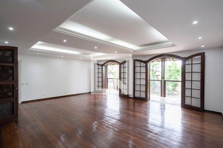 Sala 1 de casa à venda com 5 quartos, 487m² em São Luiz, Belo Horizonte