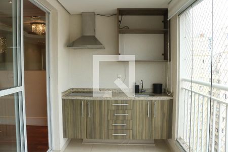 Varanda de apartamento à venda com 2 quartos, 76m² em Pompeia, São Paulo