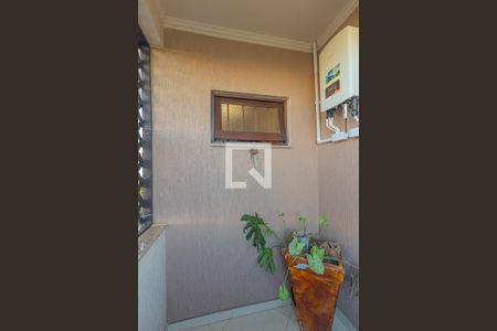 Sacada da Suíte de casa à venda com 3 quartos, 300m² em São José, Canoas