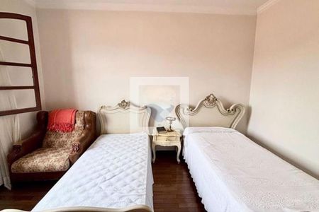 Casa à venda com 5 quartos, 250m² em Vila Formosa, São Paulo