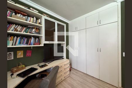 Apartamento à venda com 3 quartos, 105m² em Funcionários, Belo Horizonte