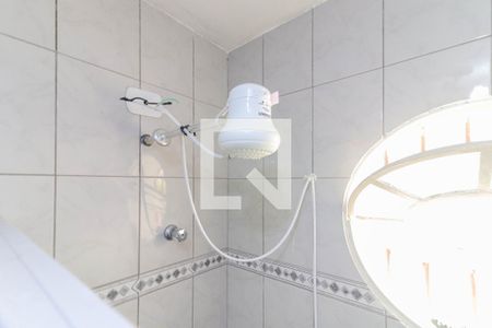 Banheiro de casa para alugar com 2 quartos, 80m² em Jardim Arpoador, São Paulo