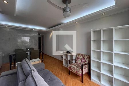 Sala de apartamento à venda com 3 quartos, 68m² em Jardim Santa Emilia, São Paulo