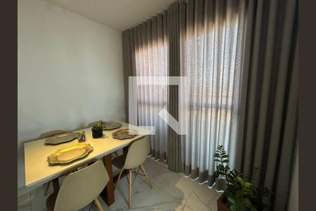 Foto 02 de apartamento à venda com 2 quartos, 50m² em Planalto, Belo Horizonte