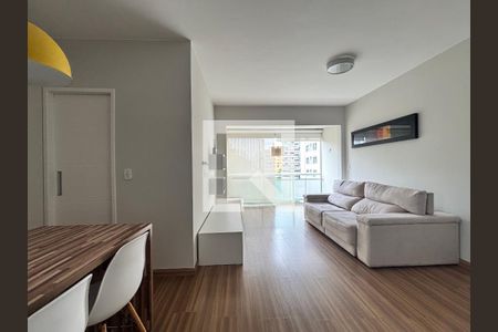 Sala de apartamento para alugar com 1 quarto, 52m² em Vila Olímpia, São Paulo