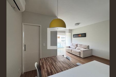 Sala de apartamento para alugar com 1 quarto, 52m² em Vila Olímpia, São Paulo