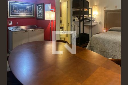 Quarto Suíte de apartamento para alugar com 1 quarto, 32m² em Indianópolis, São Paulo