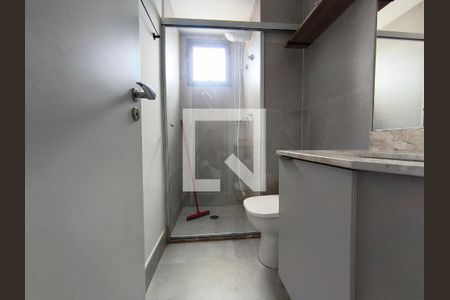 Banheiro de kitnet/studio para alugar com 1 quarto, 35m² em Ipiranga, São Paulo