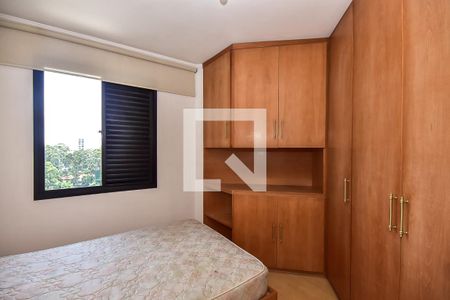 Quarto de apartamento à venda com 1 quarto, 43m² em Vila Suzana, São Paulo