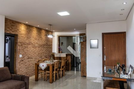 Apartamento à venda com 3 quartos, 184m² em Padre Eustáquio, Belo Horizonte