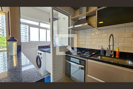 Cozinha de apartamento à venda com 3 quartos, 57m² em Jardim Marajoara, São Paulo