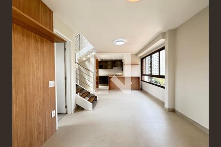 Sala de apartamento à venda com 2 quartos, 97m² em Indianópolis, São Paulo