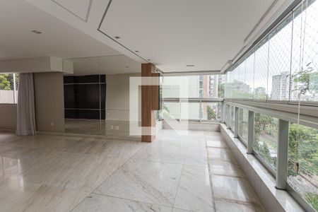 Apartamento à venda com 3 quartos, 160m² em Sion, Belo Horizonte