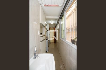 Cozinha e Área de Serviço de apartamento à venda com 3 quartos, 63m² em Alto de Pinheiros, São Paulo