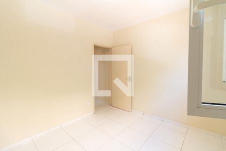 Quarto 1 de casa para alugar com 3 quartos, 200m² em Vila Albano, São Paulo