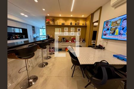 Apartamento para alugar com 4 quartos, 306m² em Barra da Tijuca, Rio de Janeiro