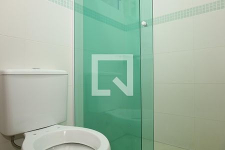 Banheiro de apartamento para alugar com 1 quarto, 30m² em Vila Campanela, São Paulo