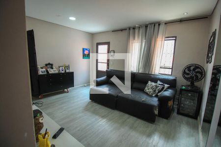 Casa à venda com 3 quartos, 100m² em Quarta Parada, São Paulo