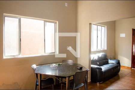 Casa para alugar com 3 quartos, 90m² em Setor Central, Goiânia