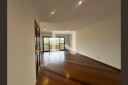 Sala de apartamento para alugar com 4 quartos, 211m² em Alphaville, Barueri