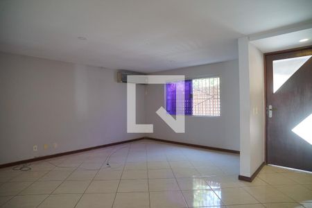 Sala de casa à venda com 4 quartos, 350m² em Maravista, Niterói