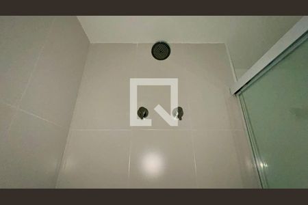 Banheiro de kitnet/studio à venda com 1 quarto, 24m² em Perdizes, São Paulo