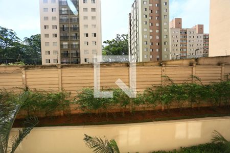 Sala vista de apartamento para alugar com 2 quartos, 32m² em Parque Munhoz, São Paulo