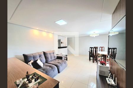 Sala de apartamento para alugar com 3 quartos, 105m² em Buritis, Belo Horizonte