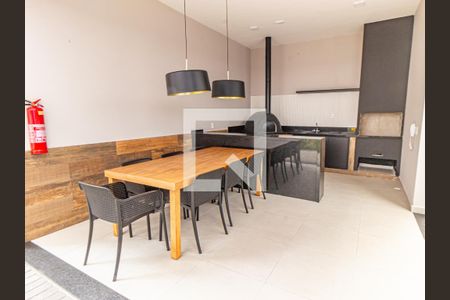 Apartamento para alugar com 34m², 2 quartos e sem vagaÁrea comum - Churrasqueira