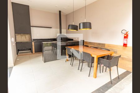 Apartamento para alugar com 34m², 2 quartos e sem vagaÁrea comum - Churrasqueira