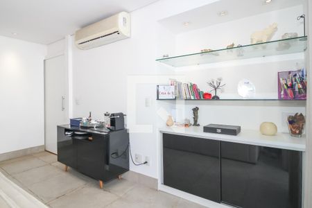 Sala de apartamento à venda com 2 quartos, 94m² em Água Branca, São Paulo