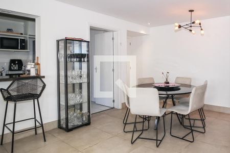 Sala de apartamento à venda com 2 quartos, 94m² em Água Branca, São Paulo