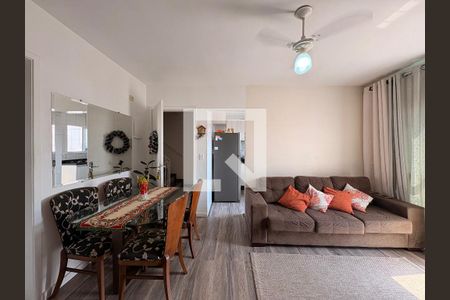 Sala de apartamento para alugar com 2 quartos, 65m² em Parque Novo Oratório, Santo André