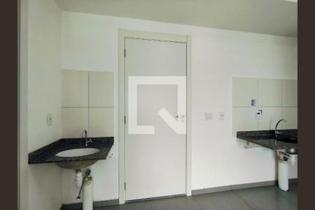 Entrada de apartamento para alugar com 2 quartos, 40m² em Santo Cristo, Rio de Janeiro