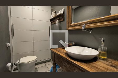 Lavabo de apartamento à venda com 3 quartos, 133m² em Barra da Tijuca, Rio de Janeiro