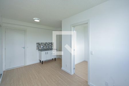 Sala de apartamento para alugar com 2 quartos, 34m² em Usina Piratininga, São Paulo