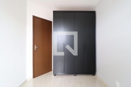 Quarto 1 de apartamento para alugar com 2 quartos, 50m² em Aclimação, Uberlândia