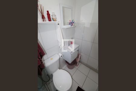 Banheiro de apartamento para alugar com 2 quartos, 55m² em Parque Industrial, São José dos Campos