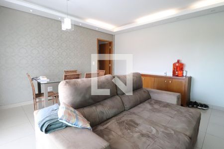 Sala de apartamento para alugar com 3 quartos, 98m² em Morada da Colina, Uberlândia