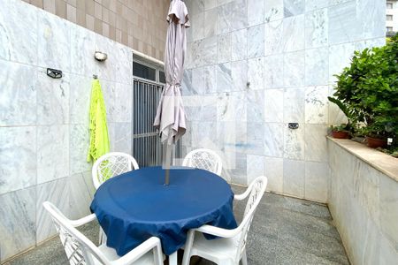 Apartamento à venda com 3 quartos, 120m² em Santo Antônio, Belo Horizonte