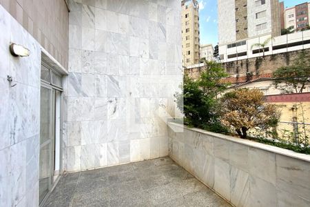 Varanda da Sala de apartamento à venda com 3 quartos, 120m² em Santo Antônio, Belo Horizonte